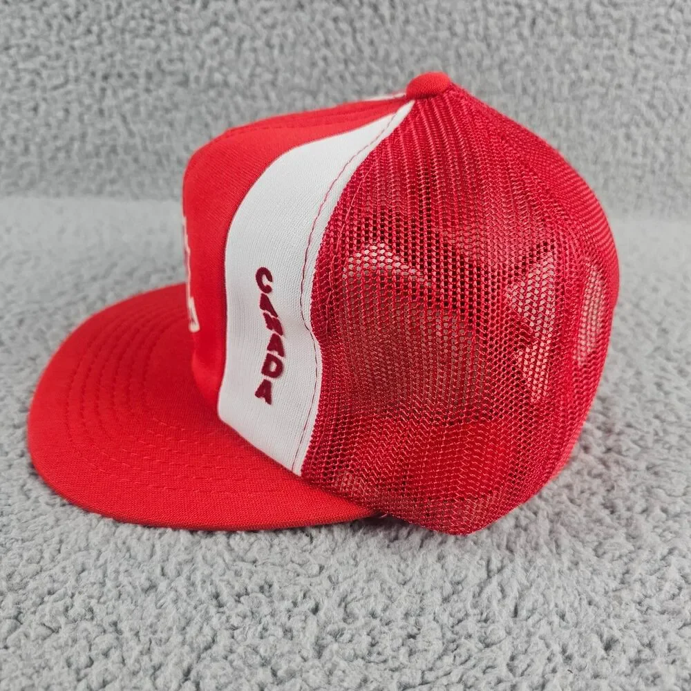 Vintage Canada Trucker Hat Red White Maple Leaf Snapback 6 Panel VTG Adjustable